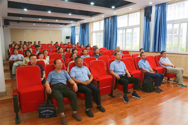 83e6c808042b47c19f9428b19c960d12.jpg 教师观看_副本.jpg