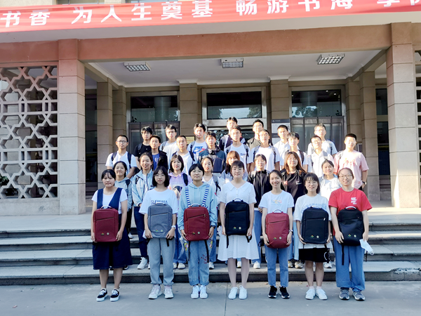 ab52d553836f47449270ec7433a9a984.png F70B48BCBA1B55F9E35DF001D2BE89CA.png