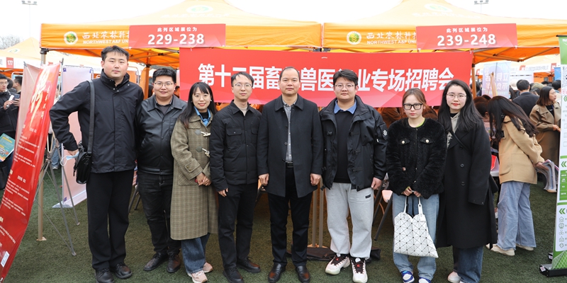 e7584a3be7534e74924a10cecb053ef7.jpg 合照.jpg