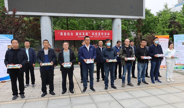 00e2c77e9b2149e483d95b6f71f6cf42.jpg 4_副本.jpg