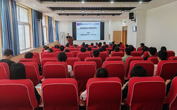 fd5109e20e1849b6be93a36a72b66767.jpg 会场.jpg