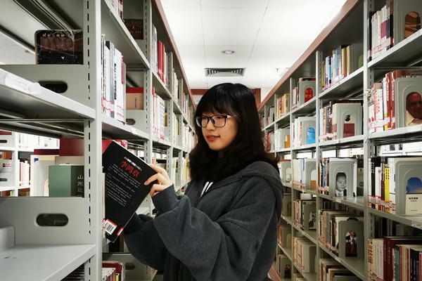 630d4ce2b8704a3cb0f7d05e9db4c34d.jpg 1905王新雨.jpg