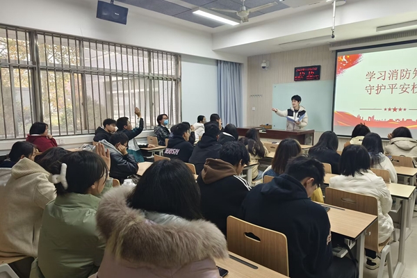竞答现场(一).jpg